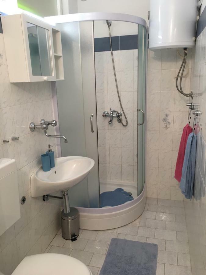 Apartment Rojal 木洛希尼 外观 照片